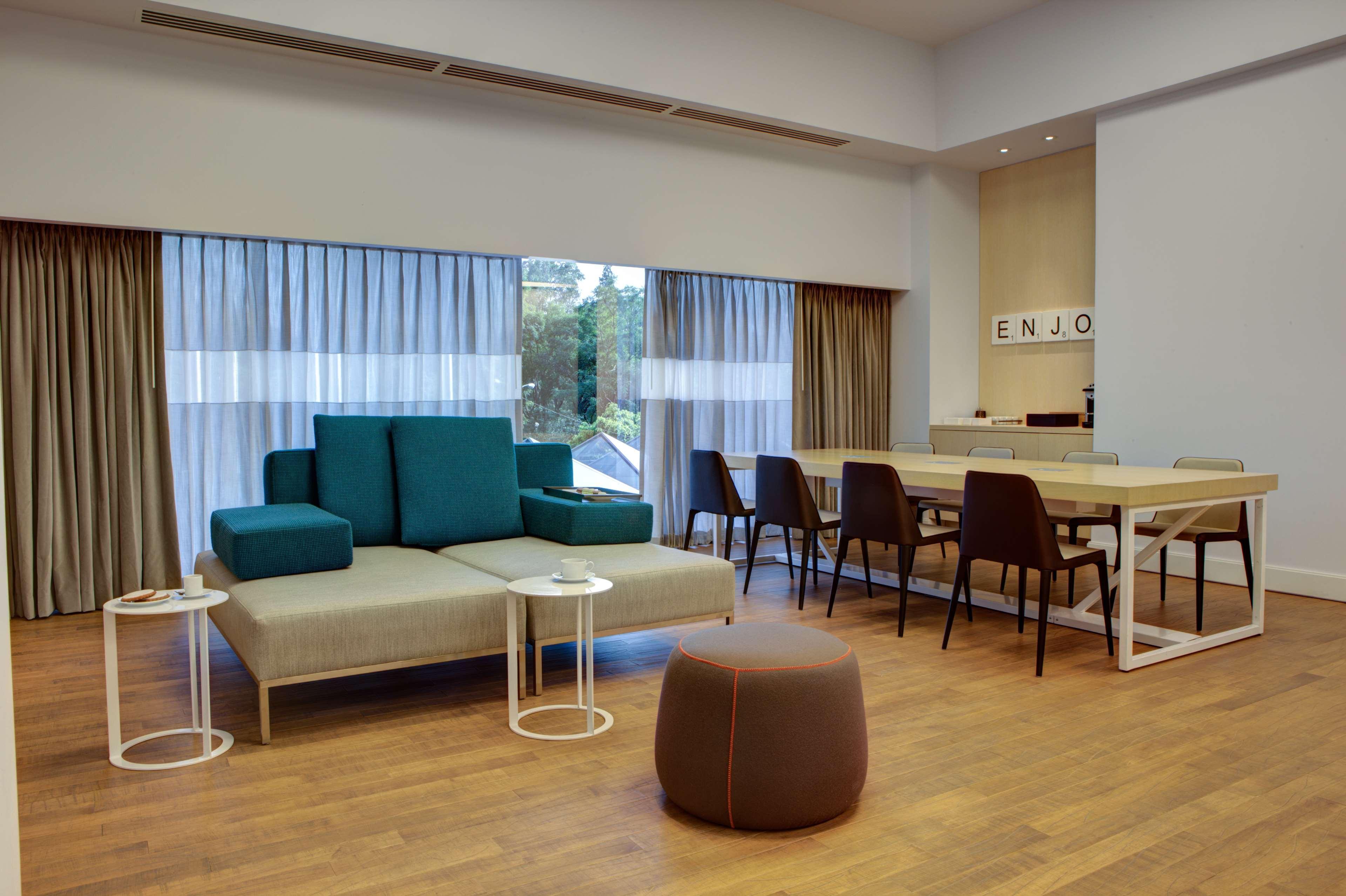 Hyatt Regency Mexico City Exteriör bild A living room at the hotel